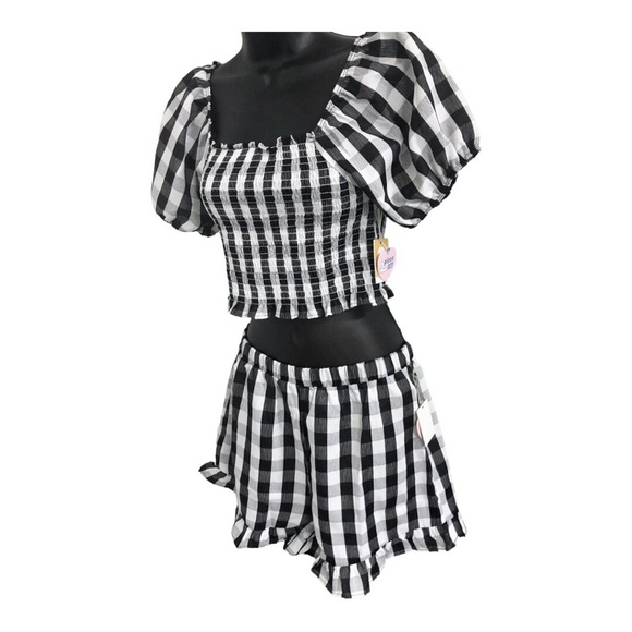 2pc black white checkered gingham ruffle hem smocked top printed shorts set - Picture 4 of 12